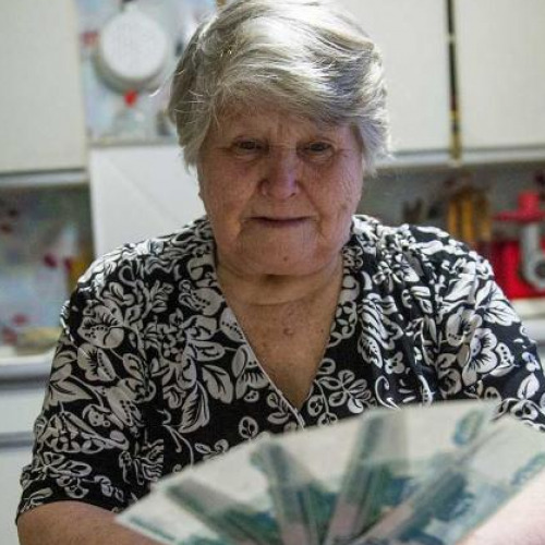 Пенсионеры родившиеся до 1966. Старикам положены огромные выплаты.