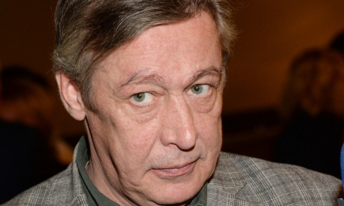 Появились подробности отношений Ефремова с сокамерниками