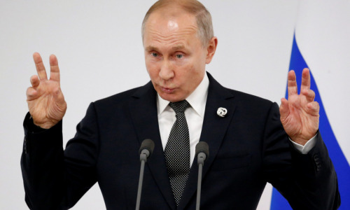 Пенсионеров будут содержать дети! Владимир Путин подписал закон