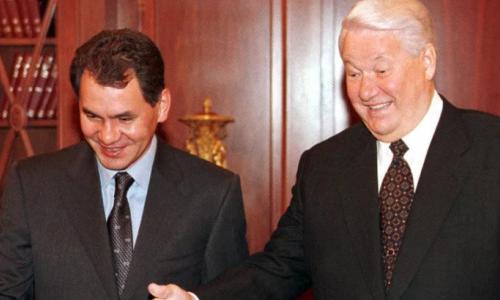 Зачем Ельцин повысил Сергея Шойгу с лейтенанта сразу в генералы?