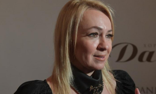 Сын Рудковской с угрозами потребовал оплатить его выступления долларами